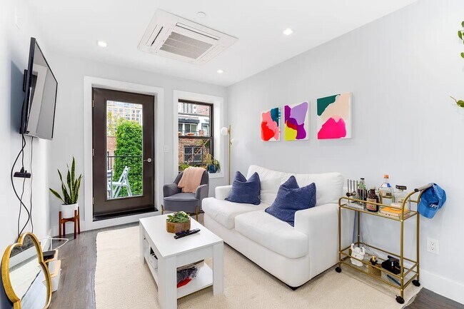 Foto del edificio - 237 E 31st St