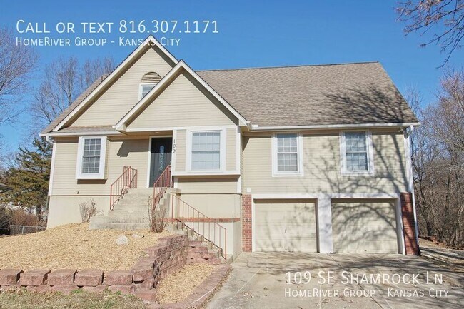 Foto del edificio - Gorgeous Single-Family Home in Blue Springs!
