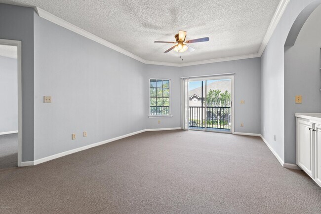 Building Photo - 10000 Gate Pkwy