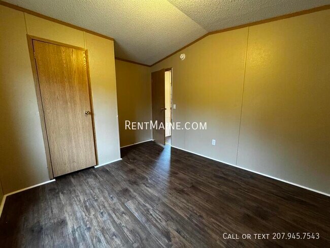 Building Photo - 91 Autumn Ave