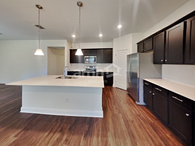 Building Photo - 6427 Emerald Hills Way