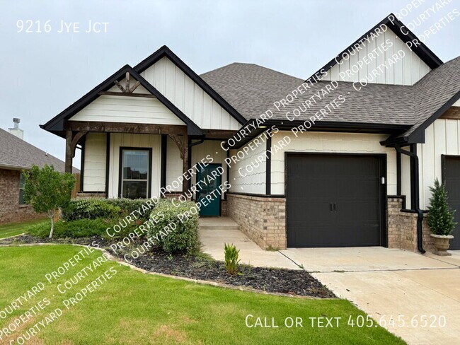 Building Photo - 9216 Jye Jct