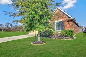 Building Photo - 5210 Lakota Trail