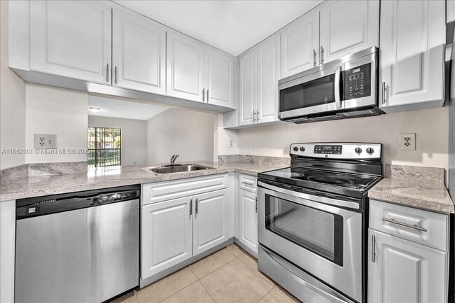 Foto del edificio - 10529 NW 10th St
