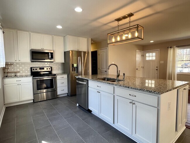 Foto del edificio - 3633 Densmore Dr