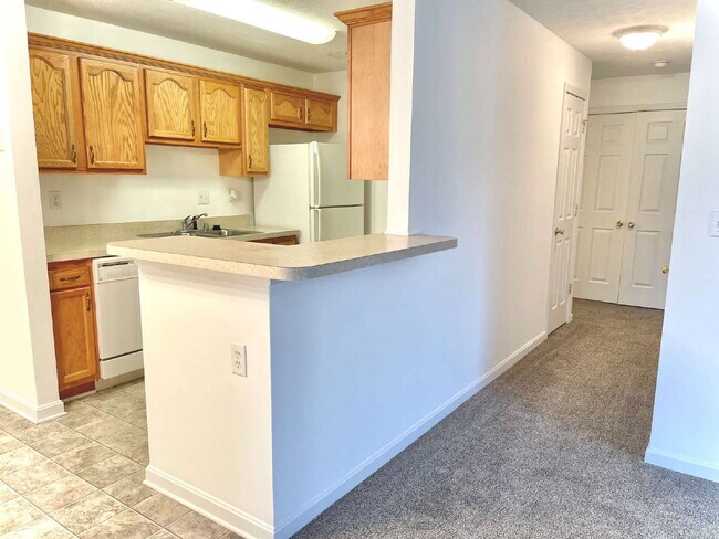 Foto del edificio - "2-Bed, 2-Bath apartment on Stonestreet Road – 904 Sq Ft!"