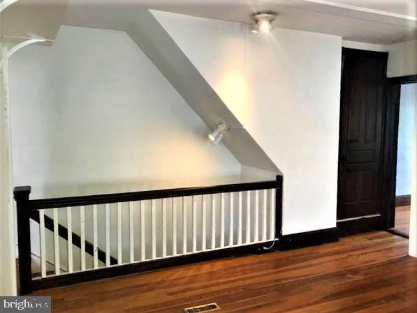 Foto del edificio - 217 N Adams St