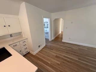 Building Photo - 403 W Eleventh St
