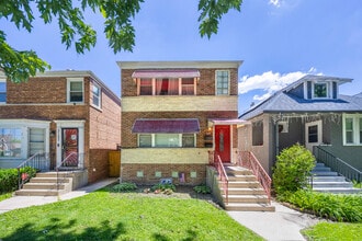 Building Photo - 3109 Grove Ave