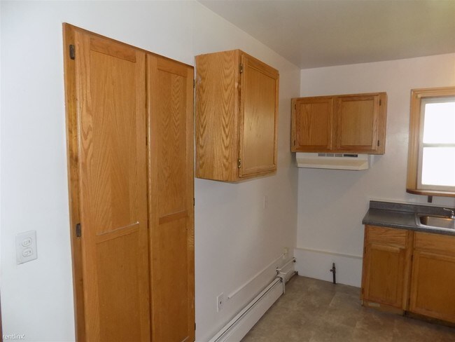 Building Photo - 14038 Inkster Rd