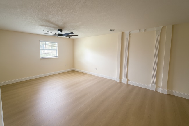 Building Photo - NEWLY RENOVATED 2 BEDROOM, 1 BATH HOME – 1-CAR GARAGE & ALL UTILITIES INCLUDED!