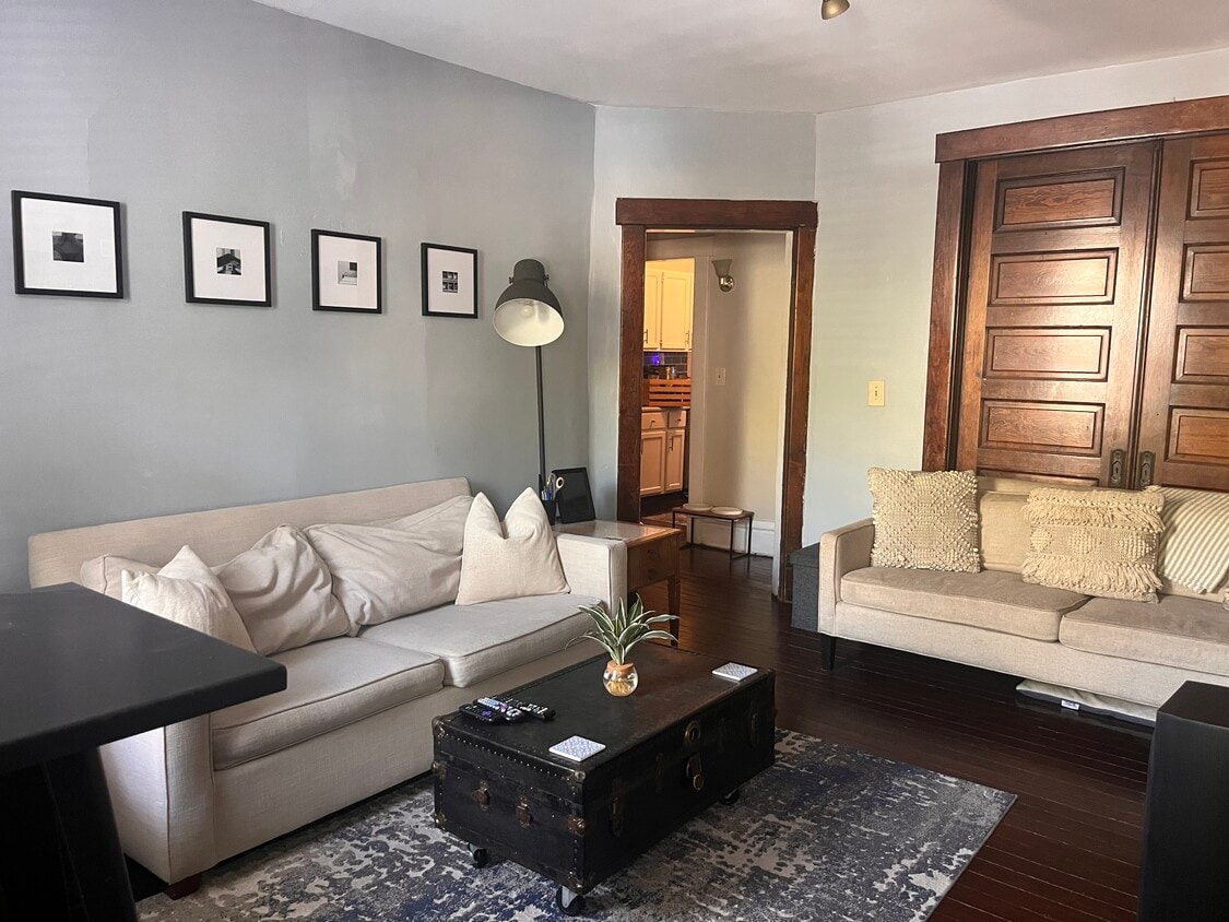 Foto principal - 505 W 2nd Ave