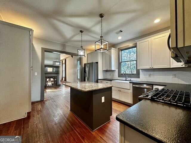 Building Photo - 2545 Forrest Ave NW