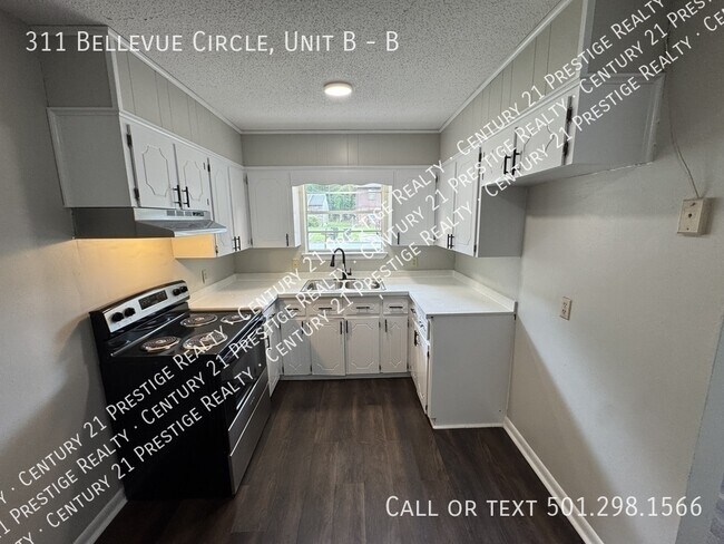 Foto del edificio - 311 Bellevue Cir