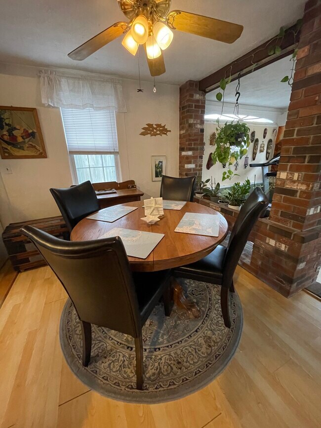 Foto del edificio - 39 Kingwood St