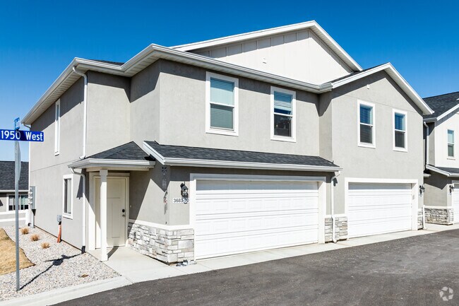 Building Entrance - Abington Heights Townhomes  