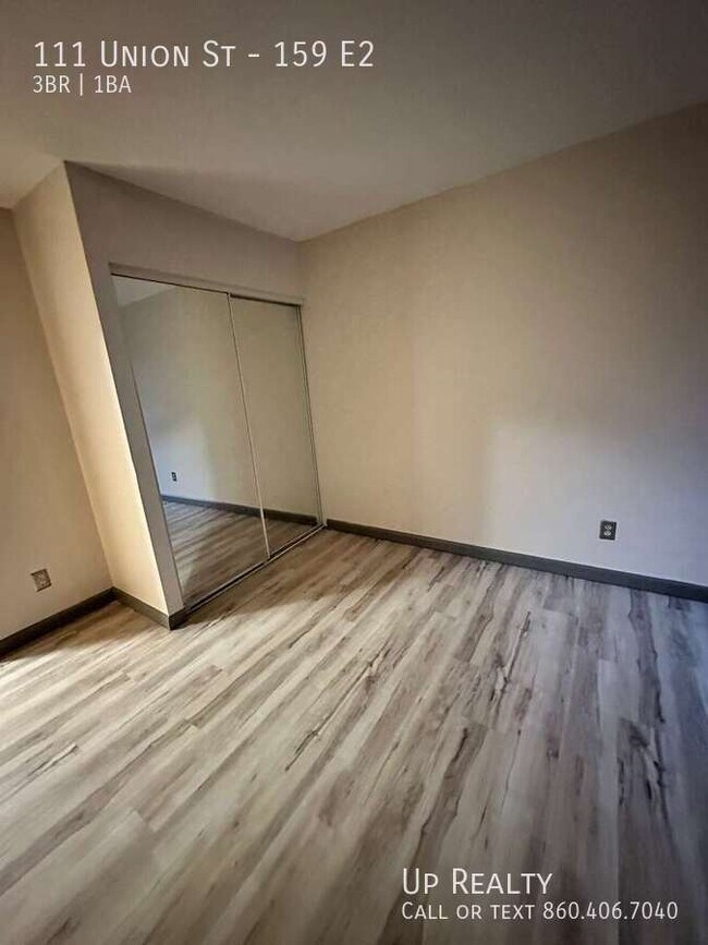 Building Photo - 111 Union St