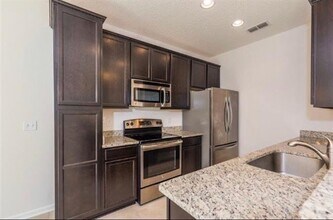 Building Photo - 126 Moultrie Village Ln