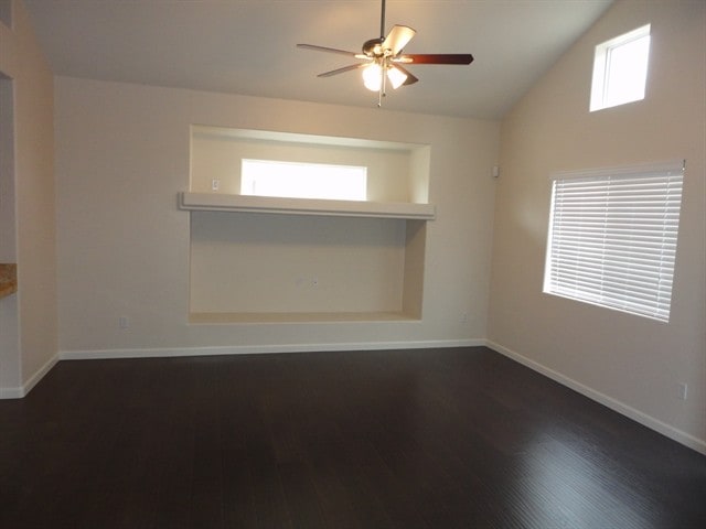 Foto del edificio - 3810 Shimmering Creek Ave