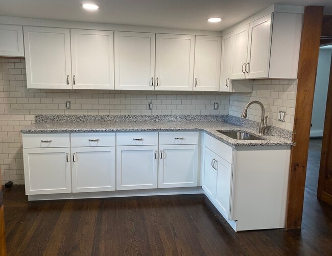 Kitchen - 98 Broadway