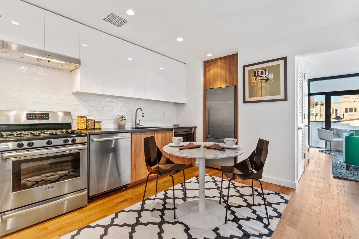 Foto principal - 247 N 7th St