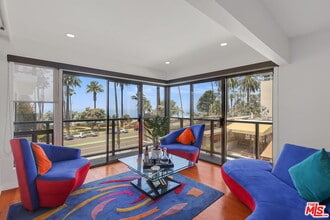 Building Photo - 833 Ocean Ave