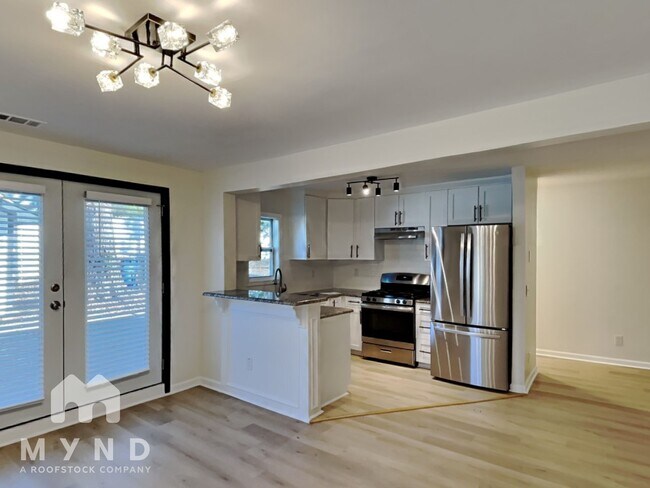 Foto del edificio - 2502 Barge Rd SW