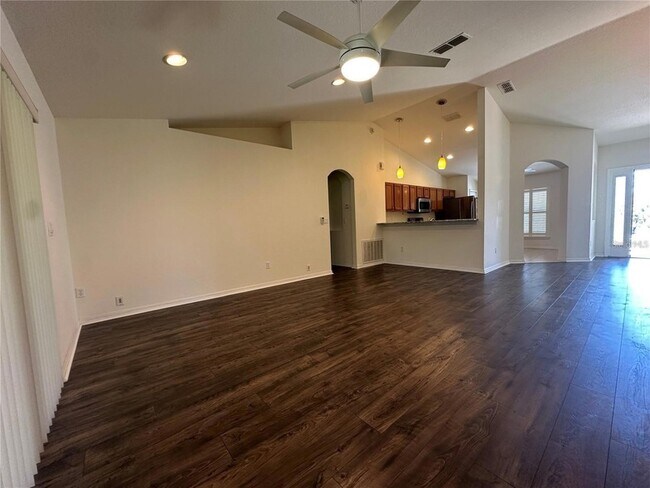 Foto del edificio - 6807 SW 128th St Rd