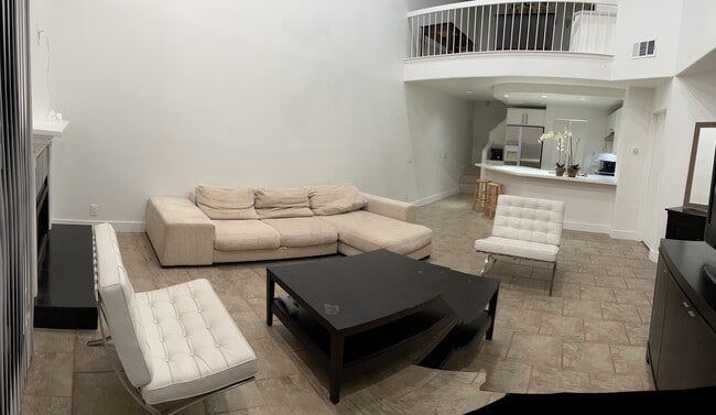 Building Photo - 59 Briarglen