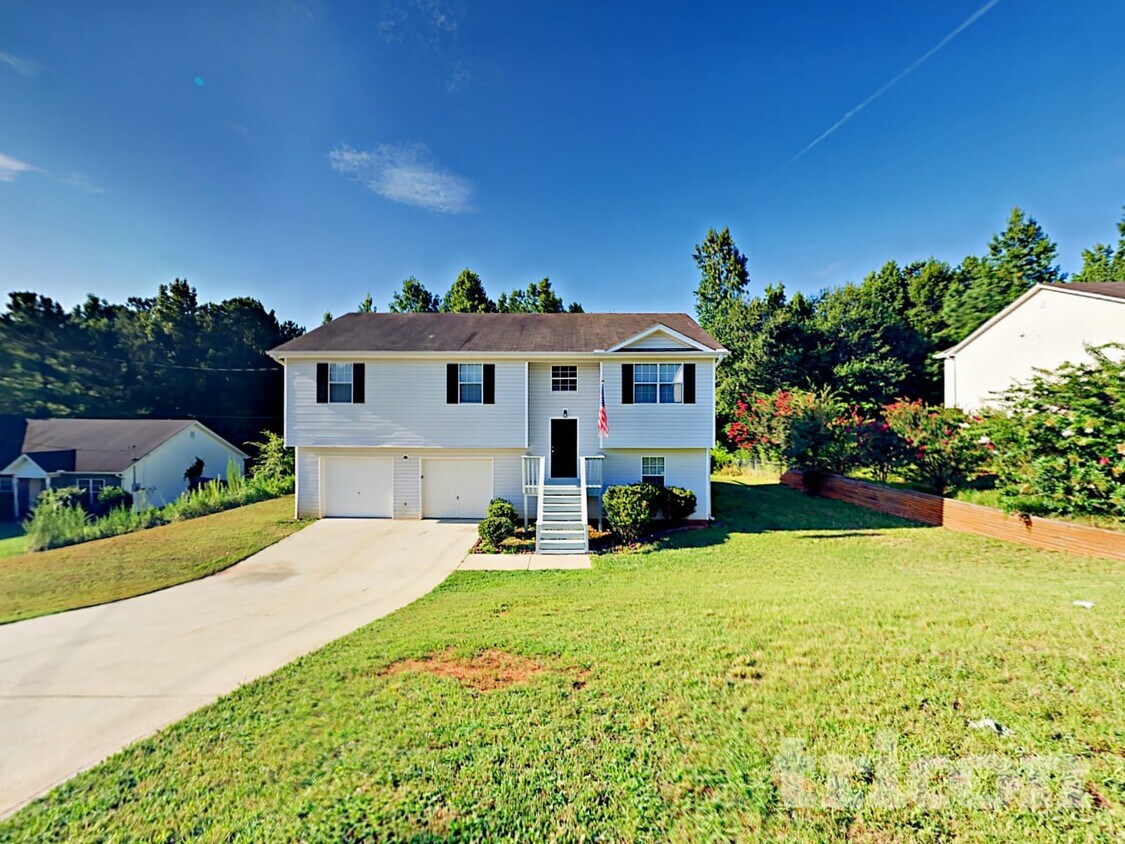 Foto principal - 160 Brighton Dr