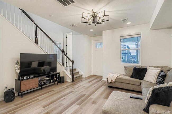 Foto del edificio - 8867 Snake River St