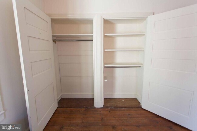 Foto del edificio - 916 Spruce St