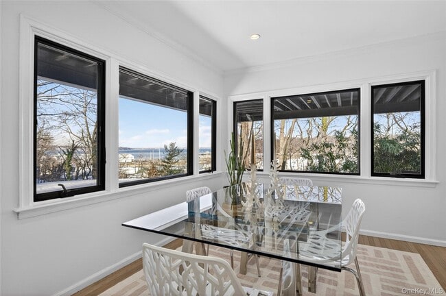 Foto del edificio - 2 Prospect Ave