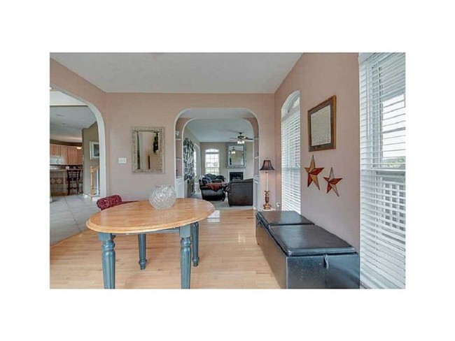 Building Photo - 3049 Heron Ridge Dr