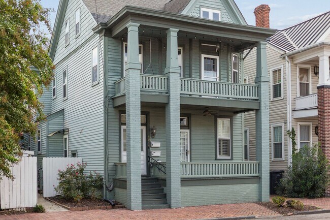 Foto del edificio - 437 Dinwiddie St