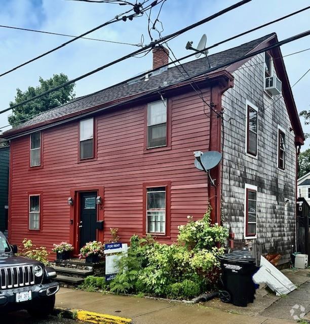 Building Photo - 26 S Baptist St