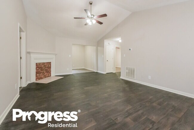 Building Photo - 9149 Fairway Ct