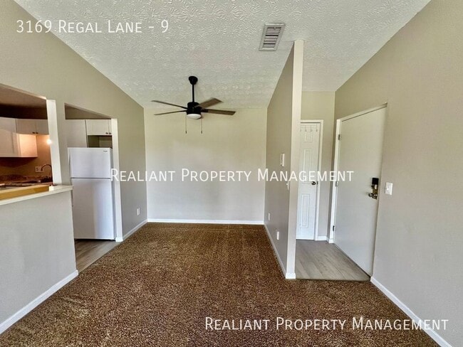 Building Photo - 3169 Regal Ln