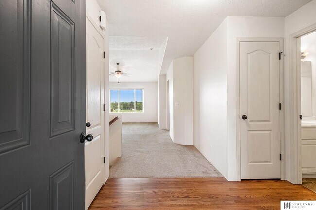 Foto del edificio - 19615 Marinda St