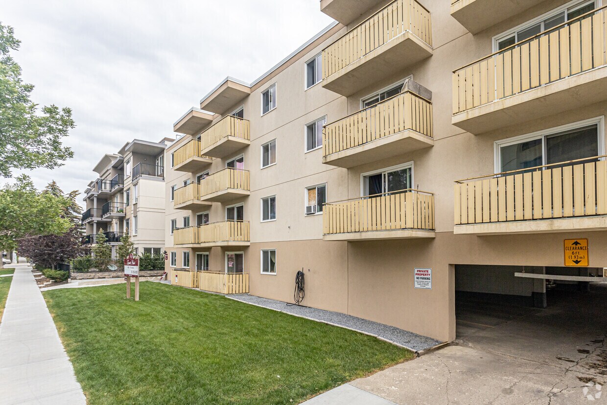 Photo du bâtiment - Emmett Manor