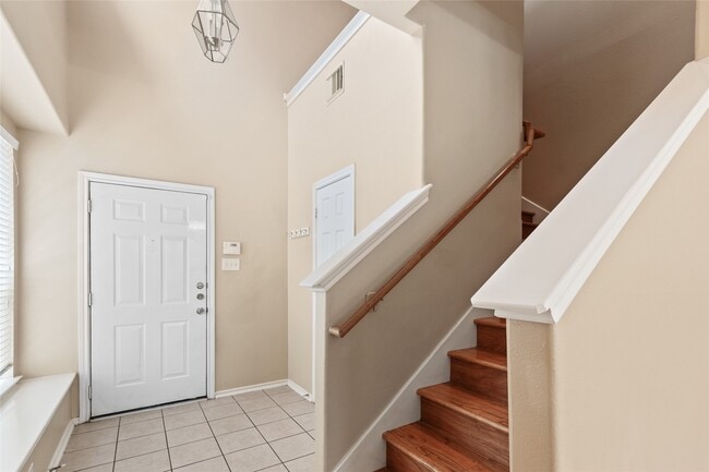 Building Photo - 3323 Atherton Canyon Ln