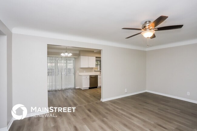 Foto del edificio - 11373 116th Ave N