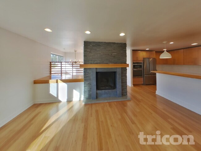 Foto del edificio - 2990 Pickering Pl NE