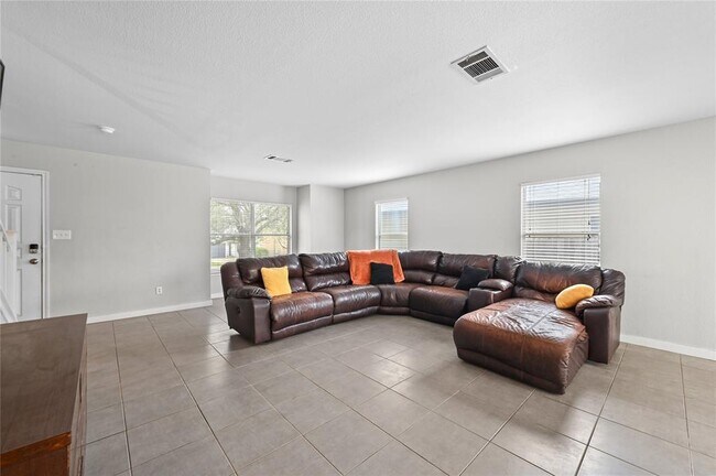 Foto del edificio - 8508 Kansas River Dr