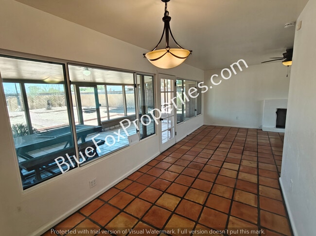 Foto del edificio - 2340 N Hampton St