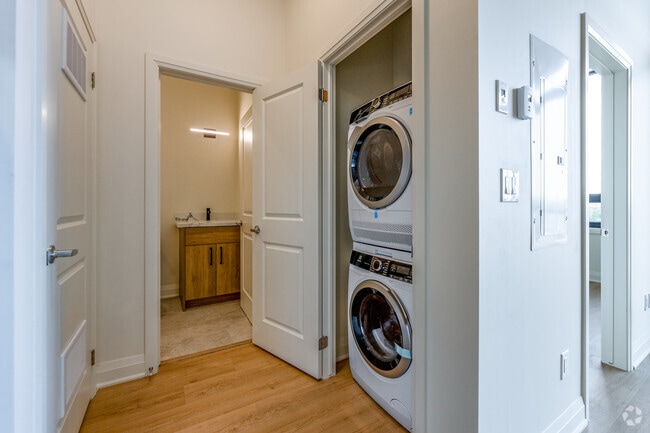 Agencement 04 : 1 chambre, 1 salle de bain - 538 pi² - Laveuse/sécheuse - 11 Robert