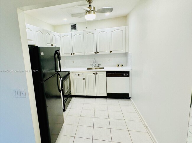 Foto del edificio - 1401 SW 134th Way