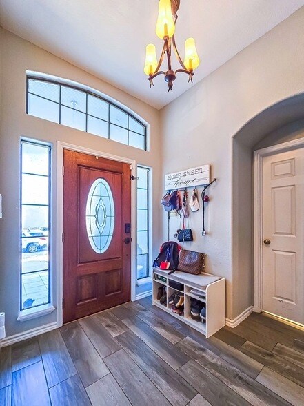 Foto del edificio - 2673 Crown View Drive