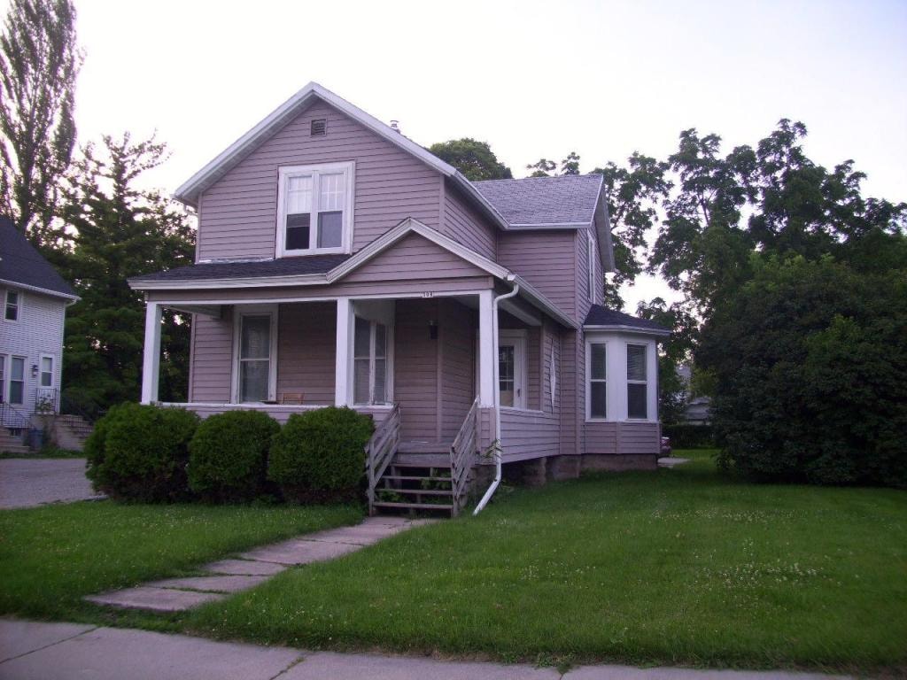 308 Prospect Ave, Oshkosh, WI 54901 Apartments in Oshkosh, WI