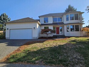 Building Photo - 12530 SW Glacier Lily Cir